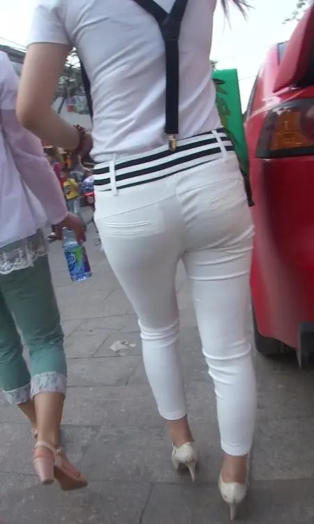 背带白裤MM-4