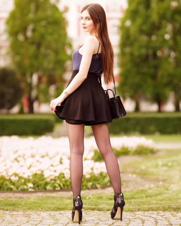 腿控必備 波蘭模特Ariadna極品黑絲美腿性感美照-17