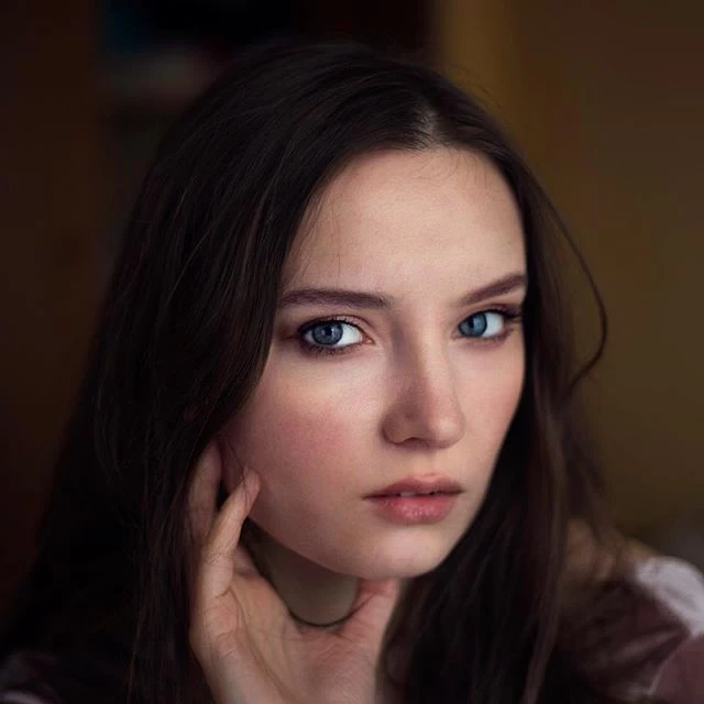 純天然騷骨 年僅19歲少女《Irina Shugova》姿勢表情簡直滿分-22