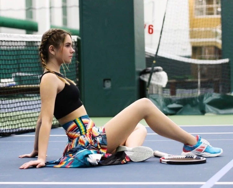 網球甜心 15歲胸版艾瑪華森 Makenzie Raine-12