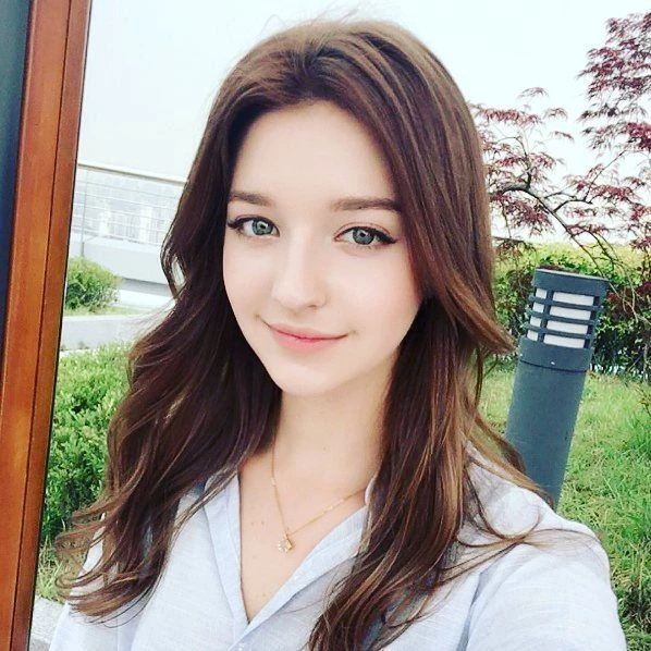 嫩版安妮 Angelina Danilova 人稱來自俄羅斯最美天使-8