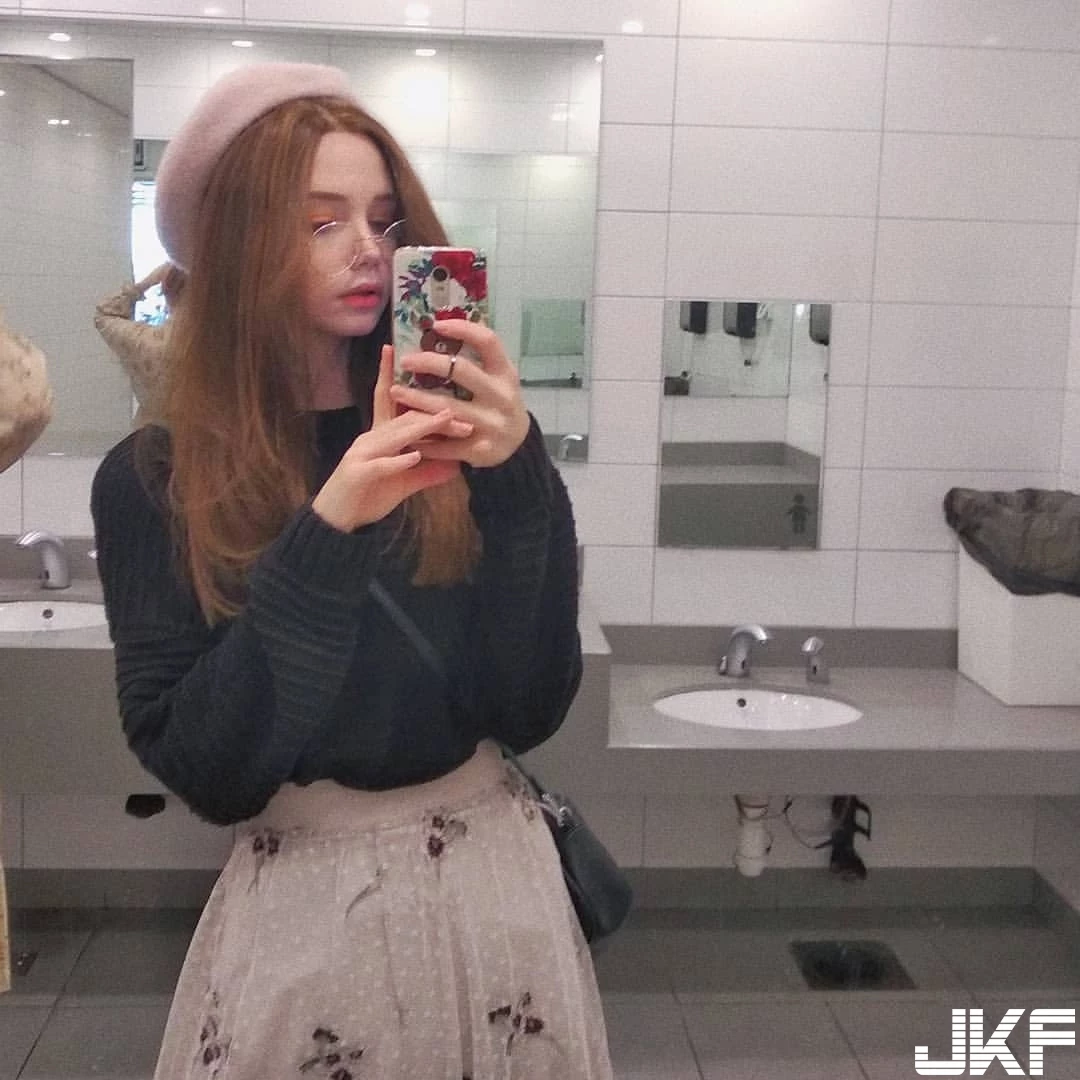 烏克蘭 以色列混血美女 Karin 性感伸舌誘惑 網 推 超正而且超兇-11