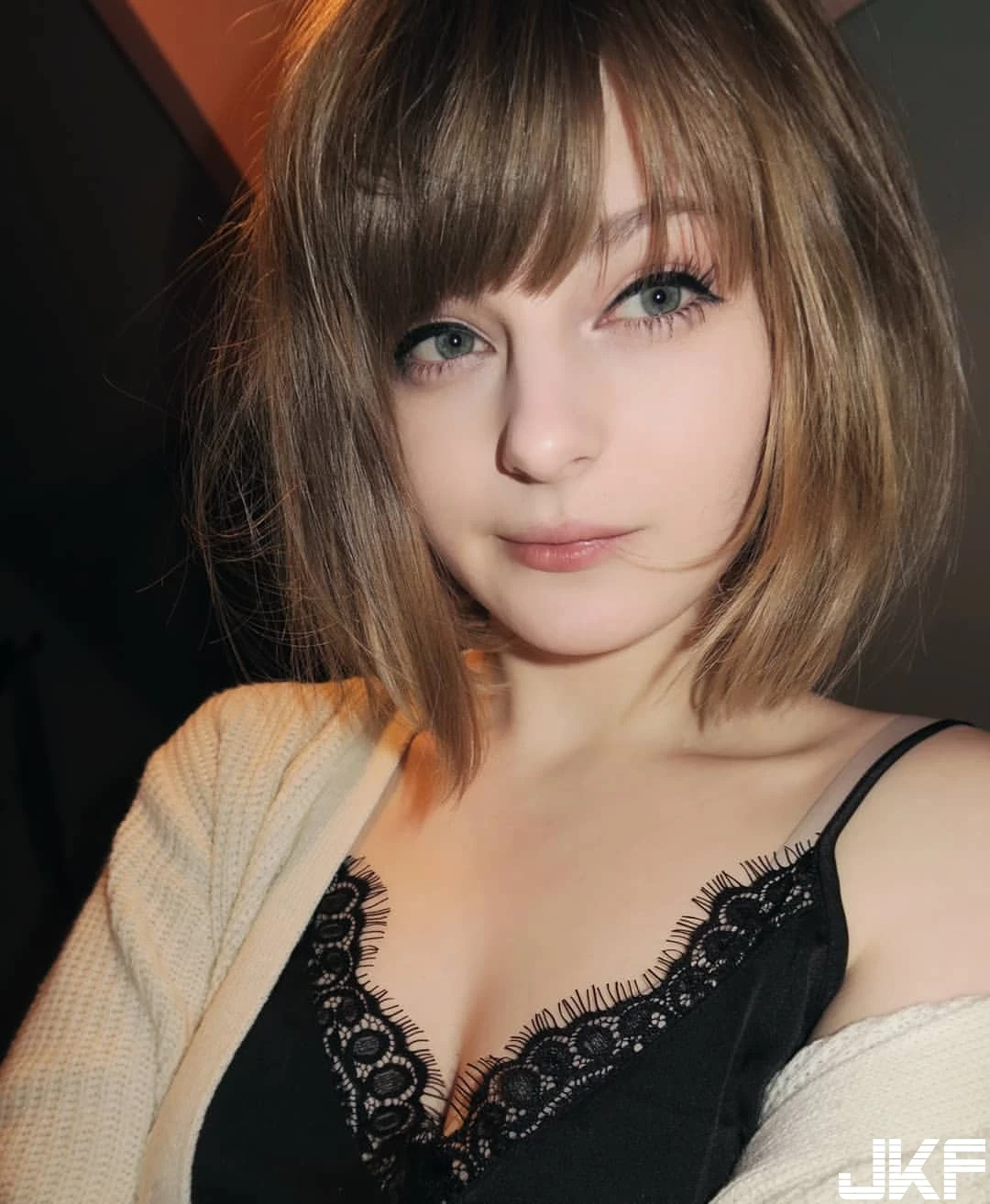 精靈系嫩妹 Ella Freya 竟然還有雙胞胎姊妹-12