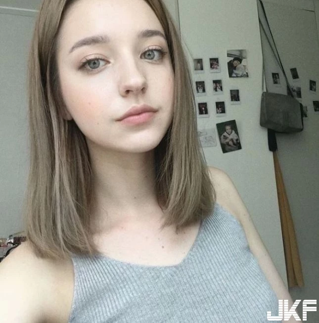 人稱 俄羅斯天使 的長腿甜心 Angelina Danilova-18