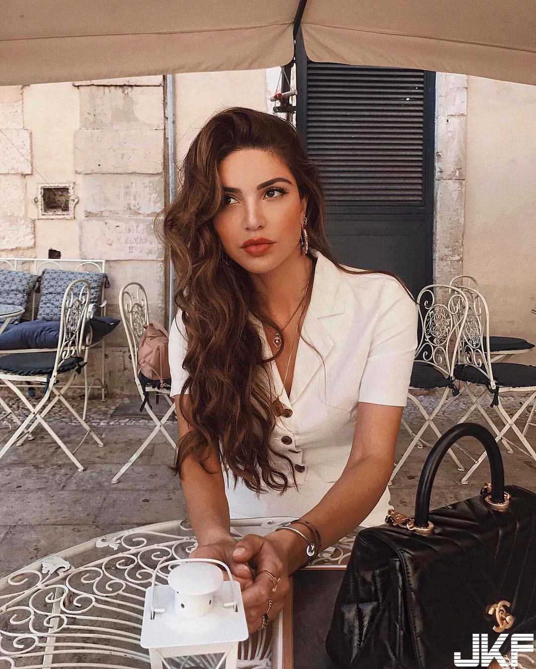 時尚辣模 Negin Mirsalehi 小麥肌更顯身材線條 太正點了-1