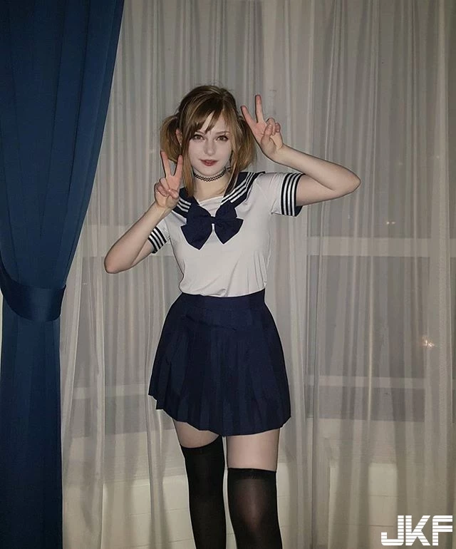 洋娃娃般的正妹 Ella Freya 清純臉龐和誘人的魔鬼身材 你怎麼能-14