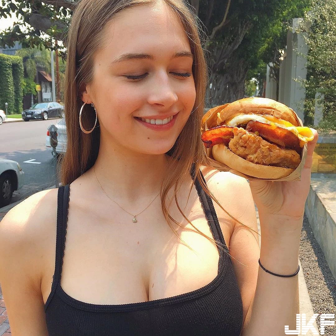 Elsie Hewitt 天菜級洋妞 令荷爾蒙高漲的性感美圖-16