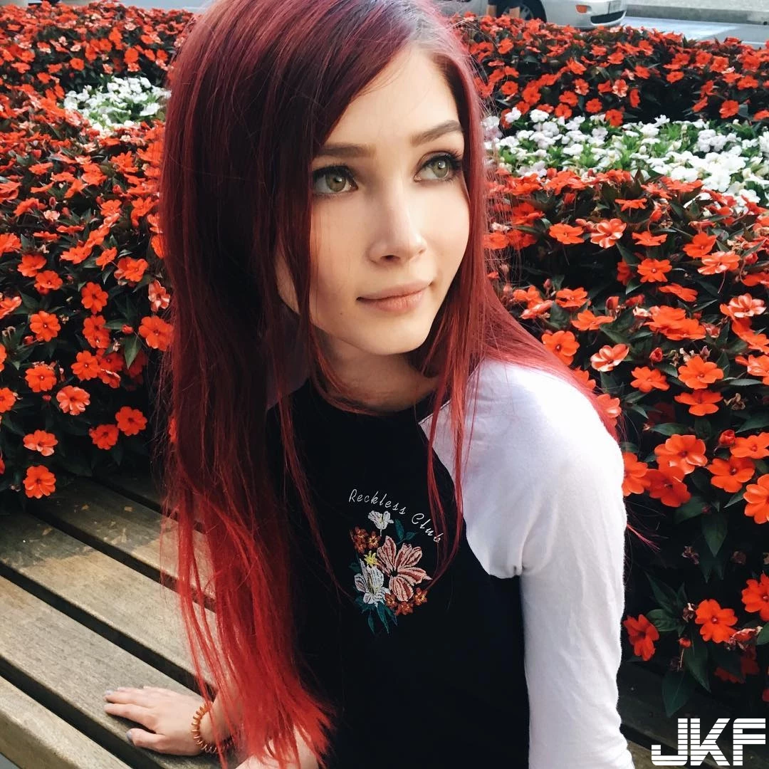 俄羅斯19歲正妹 Youtuber 超可愛正妹 太迷人-6