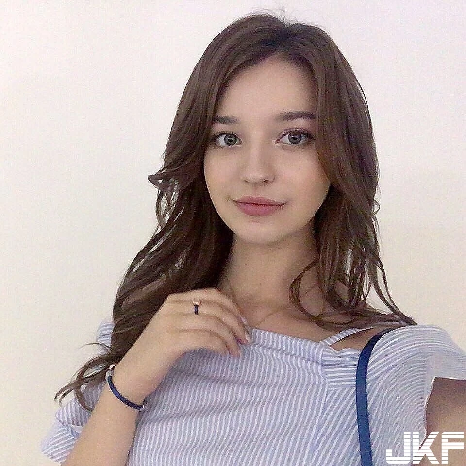 Angelina Danilova 俄羅多姿的可愛美女-16