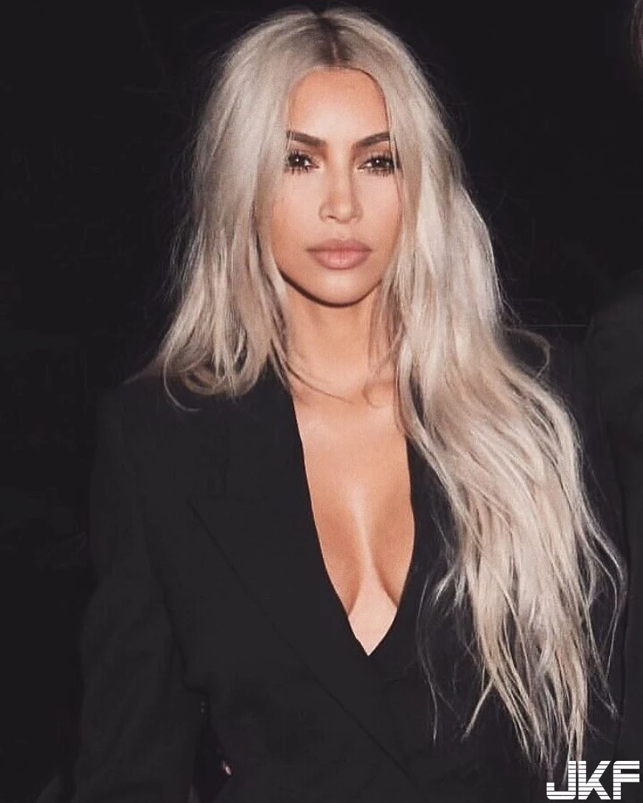 金卡黛珊 Kim Kardashian 超強爆乳翹臀-10