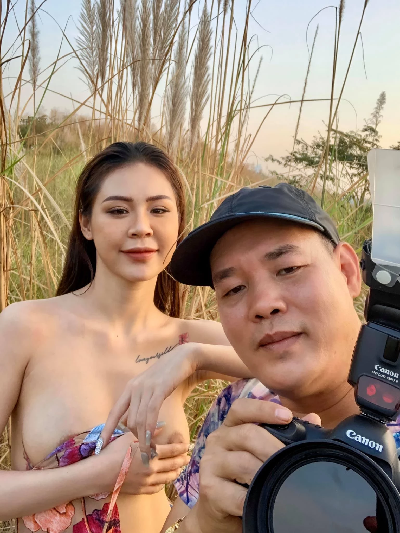 越南裸模 Nguyễn Hà Linh 戶外寫真-1