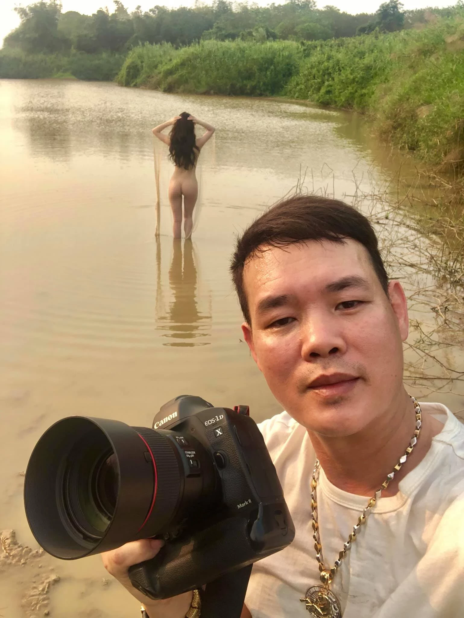 越南裸模 Nguyễn Hà Linh 戶外寫真-4