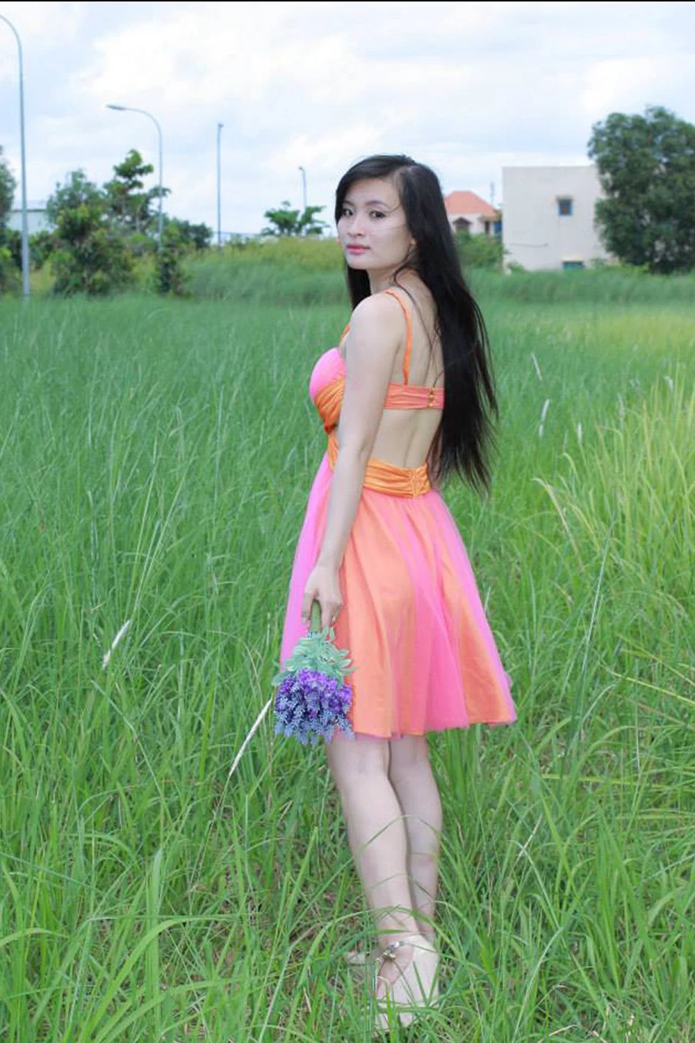 越南裸模 Thùy Duyên 一個很難選擇照片卡的女孩-27