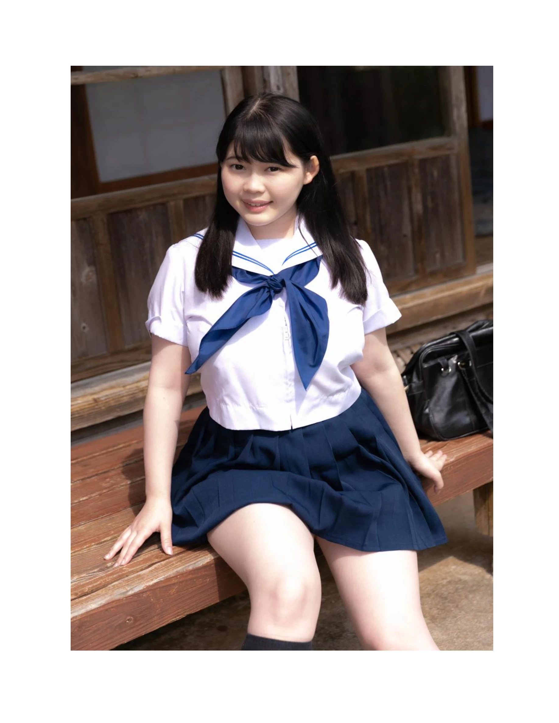 伊川愛梨 卒業旅行 夏 寫真集 J罩杯偶像美少女傳説-39