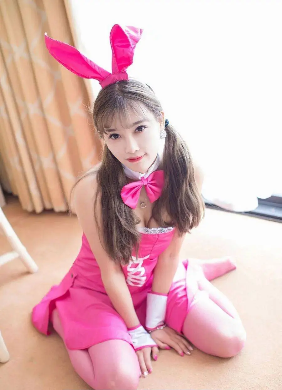 粉色蕾丝靓丽可爱兔女郎-21